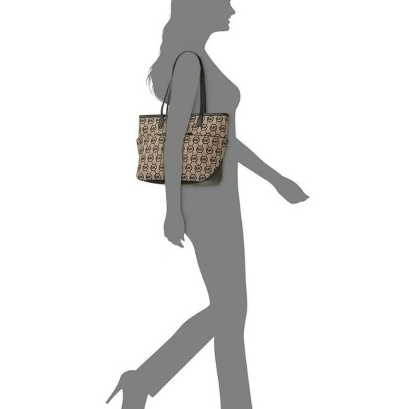 Michael Kors Kempton Signature Medium Tote. In good condition. - Picture 12 of 12